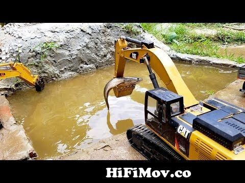 Mobil truk | Swimming Fish | Excavator working in water from car jcp Watch  Video 