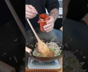 Andy Cooks