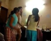 Desi girl kissing &amp; dancenDesi girl kissing &amp; dance