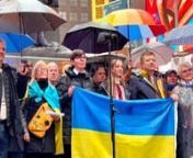 On April 3, 2022, I had the honor of participating as a videographer in support of Broadway Sings thanks to my friend Lauren Molina.nnnMembers of the Broadway community gathered in Times Square to send a message of hope and solidarity to the Ukrainian people, performing the revolutionary anthem,