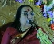 Archive video: H.H.Shri Mataji Nirmala Devi at Shivaratri Puja 2000. Pune, Maharashtra, India. Hindi/Marathi/English. (2000-0305)