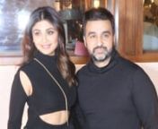 Date Night Out: Couples Shilpa Shetty, Raj Kundra &amp; Riteish Deshmukh, Genelia step out for a fun outing. Shilpa Shetty was spotted yesterday on a date night. The actress was seen in a black outfit and she was twinning with husband Raj Kundra. The duo smiled at the paparazzi and posed for several photos. Another star couple spotted was Riteish Deshmukh and Genelia Deshmukh. The duo turned up in casuals. We loved Genelia&#39;s fun outfit, while Riteish looked cool. Watch this video to know more.