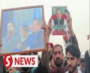 Hundreds of supporters of former Pakistani Prime Minister Imran Khan took to the streets across the country on Sunday (March 10) to protest against alleged rigging of the February 8 elections. &#60;br/&#62;&#60;br/&#62;WATCH MORE: https://thestartv.com/c/news&#60;br/&#62;SUBSCRIBE: https://cutt.ly/TheStar&#60;br/&#62;LIKE: https://fb.com/TheStarOnline