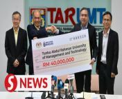 The government has given the annual financial support of RM40mil to Tunku Abdul Rahman University of Management and Technology (TAR UMT).&#60;br/&#62;&#60;br/&#62;Transport Minister Anthony Loke presented the mock cheque to TAR UMT on behalf of the government on Tuesday (March 19) and said the Madani government will uphold the decision of the previous government and is committed to continue to provide the fund to the not-for-profit university every year.&#60;br/&#62;&#60;br/&#62;TAR UMT’s Board of Governor’s chairman and Alumni Council chairman Tan Sri Chan Kong Choy thanked the government and Prime Minister Datuk Seri Anwar Ibrahim for the grant, and said it is a recognition of the university’s 55 years of contribution in nation-building, training more than 300,000 graduates. &#60;br/&#62;&#60;br/&#62;WATCH MORE: https://thestartv.com/c/news&#60;br/&#62;SUBSCRIBE: https://cutt.ly/TheStar&#60;br/&#62;LIKE: https://fb.com/TheStarOnline
