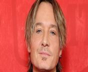 Country star Keith Urban hit the 2024 CMT Awards on the red carpet and on the stage – and some fans can&#39;t stop talking about his unfamiliar face.