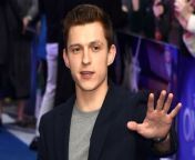 Tom Holland didn&#39;t join his girlfriend Zendaya at the Met Gala after taking a golf ball to the head.