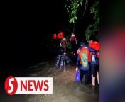 Three people drowned while three others are still missing after being trapped in a water surge incident while trekking in Sabah’s east coast Lahad Datu district on Sunday (May 5).&#60;br/&#62;&#60;br/&#62;Read more at https://tinyurl.com/33jfeh6m&#60;br/&#62;&#60;br/&#62;WATCH MORE: https://thestartv.com/c/news&#60;br/&#62;SUBSCRIBE: https://cutt.ly/TheStar&#60;br/&#62;LIKE: https://fb.com/TheStarOnline