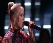 The Voice Blind Auditions 2020:Chelle&#39;s Quick Chair Turn with Billie Eilish&#39;s &#92;