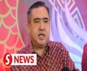 Malaysia has yet to decide on mandating airlines to use sustainable aviation fuels, although they are being encouraged to do so, said Anthony Loke. &#60;br/&#62;&#60;br/&#62;The Transport Minister told reporters that on Friday (Feb 23), and when asked about the additional costs for consumers with the switch to green fuel, Loke indicated that such costs would be kept minimal, emphasising that the government&#39;s objective is not to burden consumers but to meet the obligations for carbon emission reduction.&#60;br/&#62;&#60;br/&#62;WATCH MORE: https://thestartv.com/c/news&#60;br/&#62;SUBSCRIBE: https://cutt.ly/TheStar&#60;br/&#62;LIKE: https://fb.com/TheStarOnline
