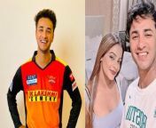 SRH star Abhishek Sharma summoned by Gujarat police in connection with model Tania Singh. To know more about it please watch the full video till the end. &#60;br/&#62; &#60;br/&#62;#IPL #taniasingh #abhsihekshamra #sunriseshyderabad&#60;br/&#62;~HT.99~PR.262~ED.141~