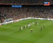 Real Madrid Vs FC Barcelona- Lionel Messi Amazing Free-Kick Goal (Spanish Supercup) [Aug.29 2012]