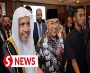 Religious scholars must utilise their leadership by practising empathy and preaching moderation to instil unity among nations, says Datuk Seri Ahmad Zahid Hamidi.&#60;br/&#62;&#60;br/&#62;In his closing speech to religious scholars from various countries gathered in Kuala Lumpur on Wednesday (May 8 ) at the Asian Ulama Council 2024, the Deputy Prime Minister said that ulama should also be advisers to policy makers by advocating tolerance and guiding a middle path to do away with the ideas that Muslim religious scholars were extremists in nature.&#60;br/&#62;&#60;br/&#62;At the event, Minister in the Prime Minister’s Department (Religious Affairs) Datuk Dr Mohd Na’im Mokhtar called on the Muslims to go beyond their own school of thought and stop being divisive.&#60;br/&#62;&#60;br/&#62;Read more at https://tinyurl.com/yc6scfbh &#60;br/&#62;&#60;br/&#62;WATCH MORE: https://thestartv.com/c/news&#60;br/&#62;SUBSCRIBE: https://cutt.ly/TheStar&#60;br/&#62;LIKE: https://fb.com/TheStarOnline
