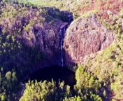 The High Court has ruled in favour of the Northern Territory&#39;s sacred sites watchdog in a landmark case involving the heritage listed Kakadu National Park. The full bench has unanimously found parks Australia, a Commonwealth agency, can be held criminally liable for breaches of the territory&#39;s powerful sacred site laws.