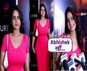 Ayesha Khan flaunts her curves in pink bodycon dress, spotted at Song Launch event, Video viral. watch video to know more &#60;br/&#62; &#60;br/&#62;#AyeshaKhan #AyeshaKhanVideo #AyeshaKhanHot&#60;br/&#62;~PR.132~HT.318~